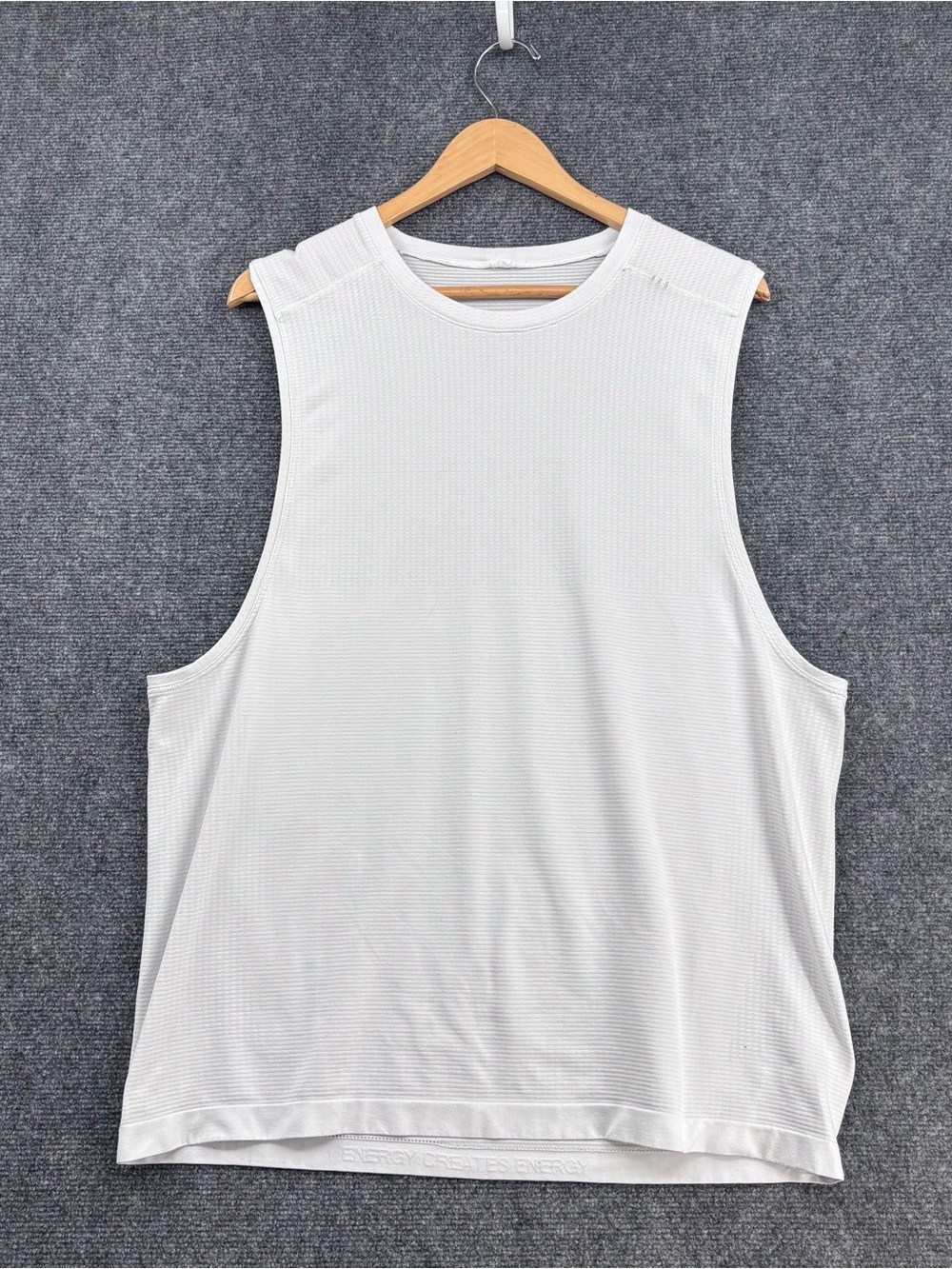 Lululemon White Vent Tech Muscle Tank 2.0 Men’s XL Gym Workout